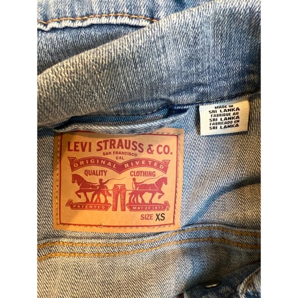 Levi Blue Jean Denim Jacket Womens Extra Small Medium Wash Trucker Boho - Picture 6 of 7
